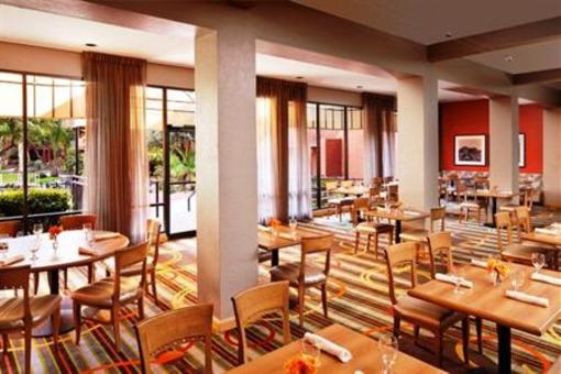 фото отеля Holiday Inn & Suites Phoenix Airport North