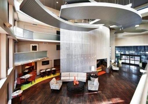 фото отеля Holiday Inn & Suites Phoenix Airport North