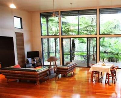 фото отеля Pethers Rainforest Retreat