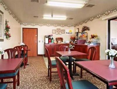 фото отеля Days Inn Dyersburg