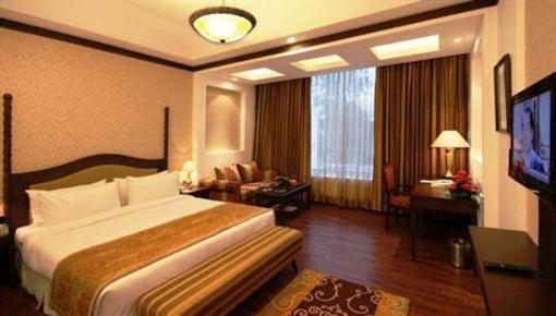 фото отеля Country Inn & Suites Delhi Satbari