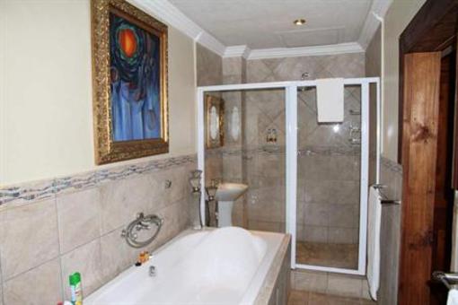фото отеля Bambelela Lodge