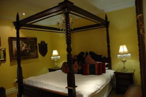 фото отеля Bambelela Lodge