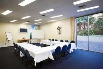 фото отеля Mantra Broadbeach on the Park