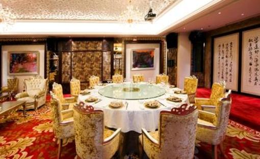 фото отеля Carp City Hotel