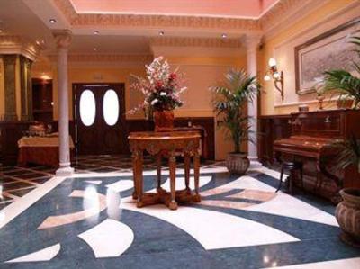 фото отеля Reina Cristina Hotel