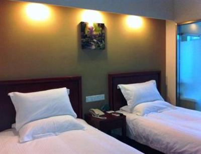 фото отеля Green Tree Inn Taiyuan Liuxi Street