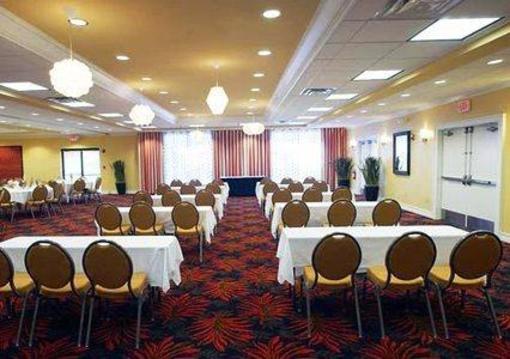 фото отеля Economy Inn Brunswick