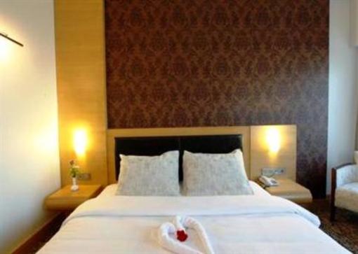 фото отеля Grand Bogazici Hotel