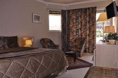 фото отеля Hostellerie de la Maronne Hotel Saint-Martin-Valmeroux