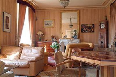 фото отеля Hostellerie de la Maronne Hotel Saint-Martin-Valmeroux