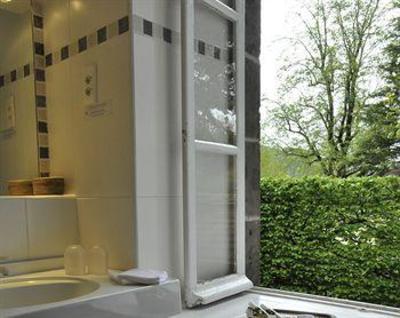 фото отеля Hostellerie de la Maronne Hotel Saint-Martin-Valmeroux