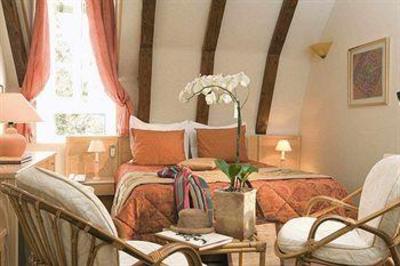 фото отеля Hostellerie de la Maronne Hotel Saint-Martin-Valmeroux