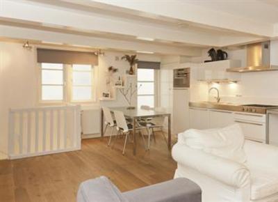 фото отеля Envy Canal Residence