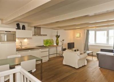 фото отеля Envy Canal Residence