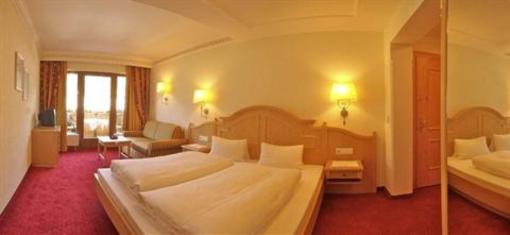 фото отеля Hotel Garni Larcherhof