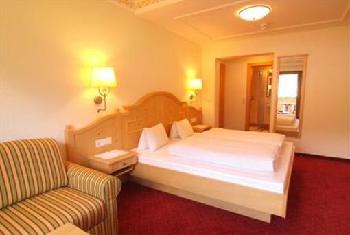 фото отеля Hotel Garni Larcherhof
