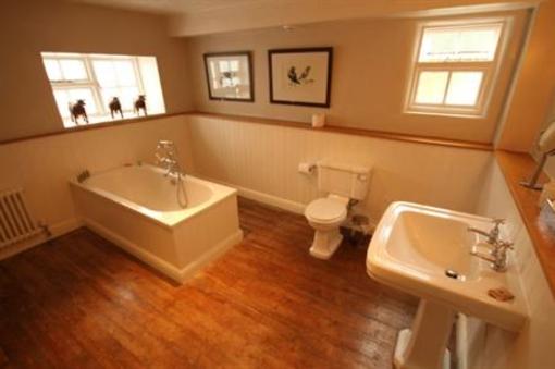 фото отеля The Wheelwrights Arms Country Inn Monkton Combe