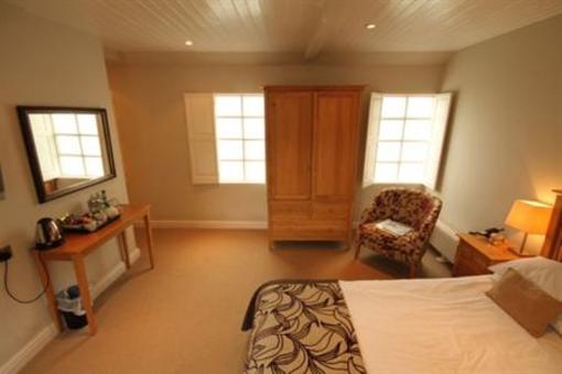 фото отеля The Wheelwrights Arms Country Inn Monkton Combe