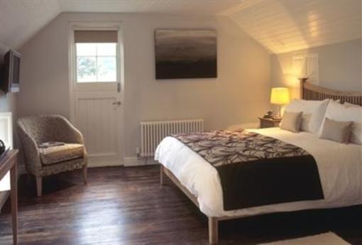 фото отеля The Wheelwrights Arms Country Inn Monkton Combe