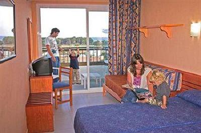 фото отеля Hotel Caribe Ibiza