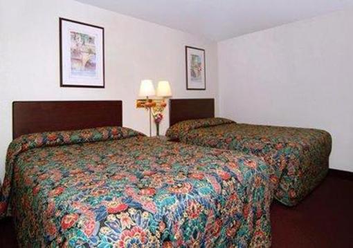 фото отеля Rodeway Inn Farmington