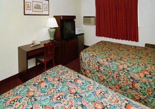 фото отеля Rodeway Inn Farmington
