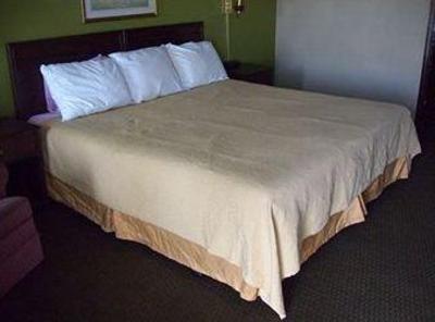 фото отеля Victorian Inn Paris (Texas)