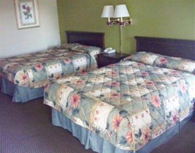 фото отеля Victorian Inn Paris (Texas)