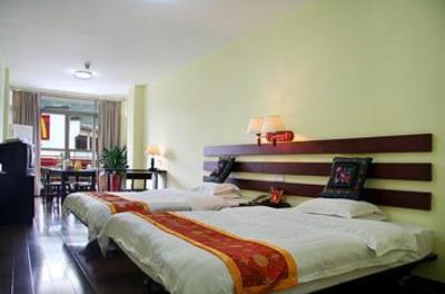фото отеля Yangshuo West Street Hotel