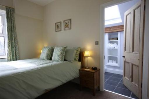 фото отеля St John's House B&B
