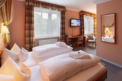 фото отеля Hotel Grüne Tanne Elend