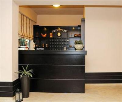 фото отеля Golden Beach Hotel & Apartments