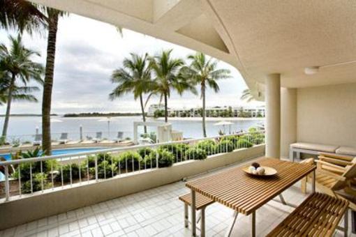 фото отеля Noosa Pacific Riverfront Resort