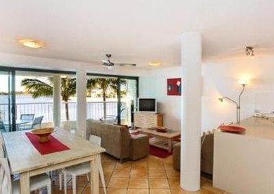 фото отеля Noosa Pacific Riverfront Resort