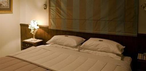 фото отеля Poets Corner Lodge Waihi