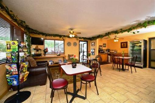 фото отеля Best Western Village Inn Hardy
