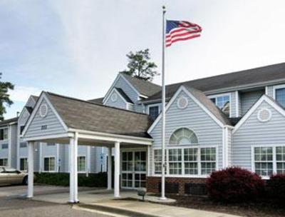 фото отеля Microtel Southern Pines