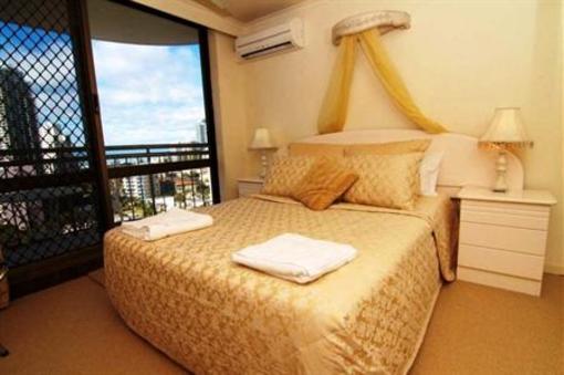 фото отеля Silverton Apartments Gold Coast