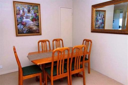 фото отеля Silverton Apartments Gold Coast