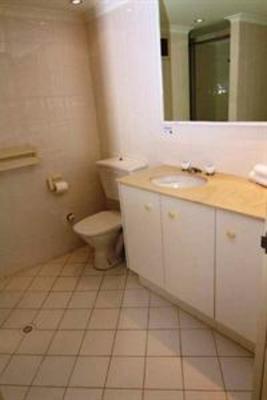фото отеля Silverton Apartments Gold Coast