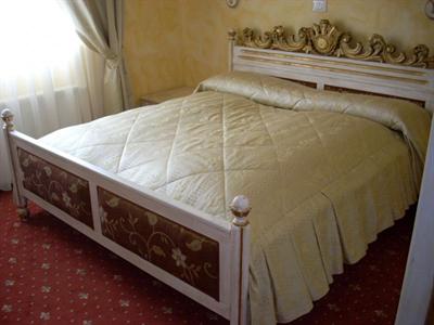 фото отеля Hotel Royal Zalau