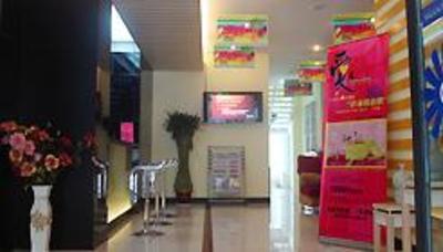 фото отеля Weekends Holiday Hotel