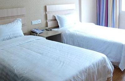 фото отеля Weekends Holiday Hotel