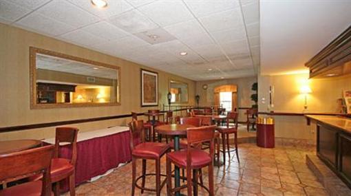 фото отеля Ashford Suites Hotel