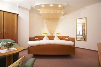 фото отеля Posthotel Kreuz-Post