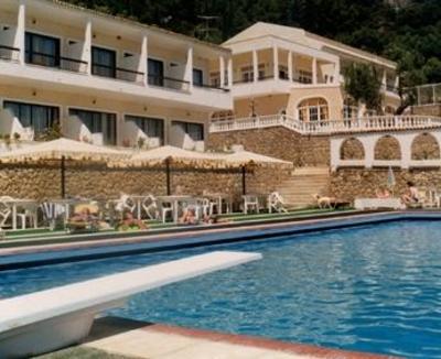 фото отеля Montaniola Hotel Corfu