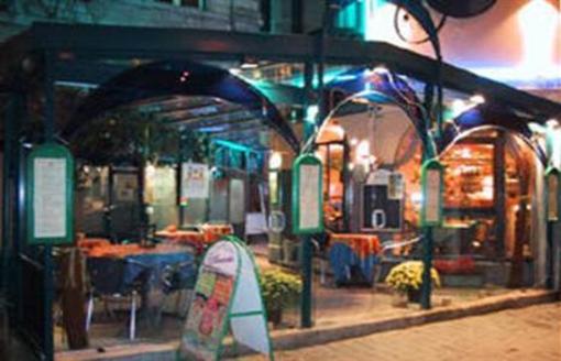 фото отеля Les Arcades Hotel-Restaurant