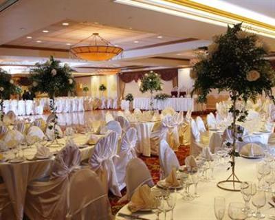 фото отеля Royal Regency Hotel Yonkers
