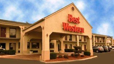 фото отеля Best Western Carriage House Inn & Suites